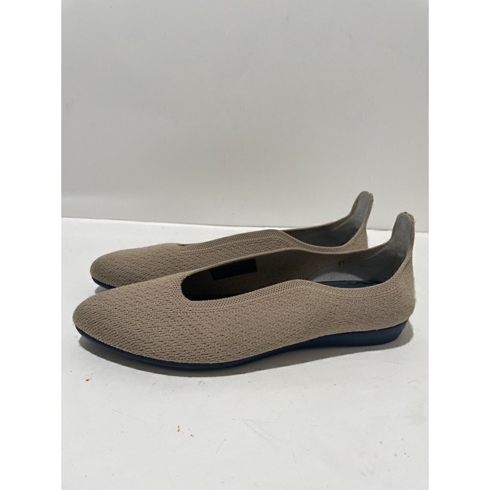 NEW BRIGHT SPOT ELF FLATS T GEORGIANOS SLIP CREAM SIZE 7 SHOES